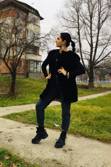 Vesta Dama Gosse Neagra Blana ecologica